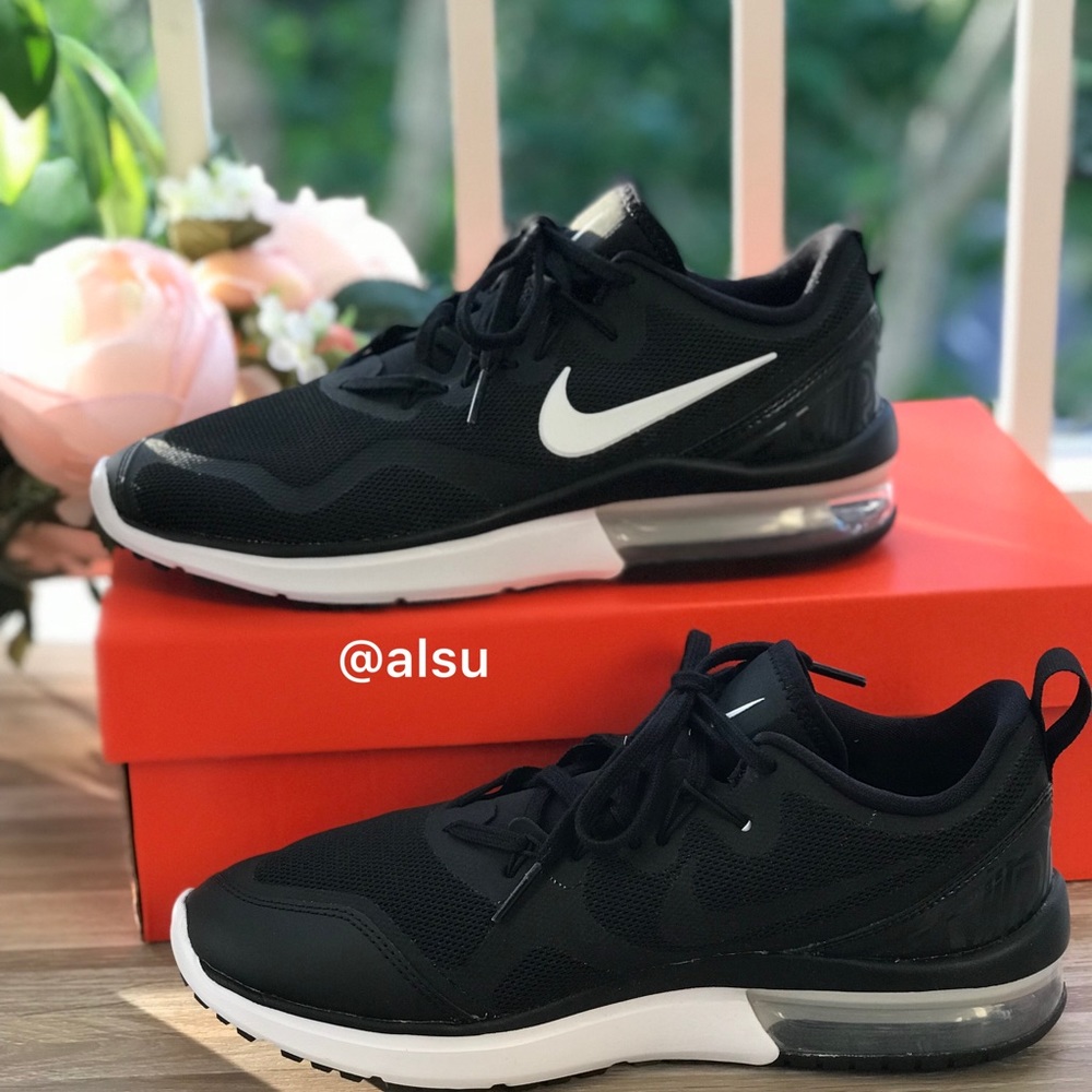 NWT Nike Air Max Fury Black WMNS - Picture 2 of 8